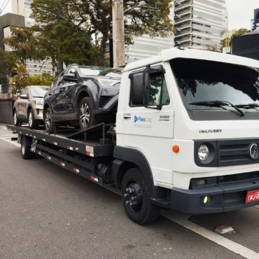 Transportadora de Automóvel em COLOMBO